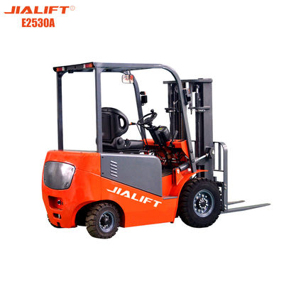 품질  2500kg Counter Balance Fork Lift Truck 12kw Lift Motor 공장
